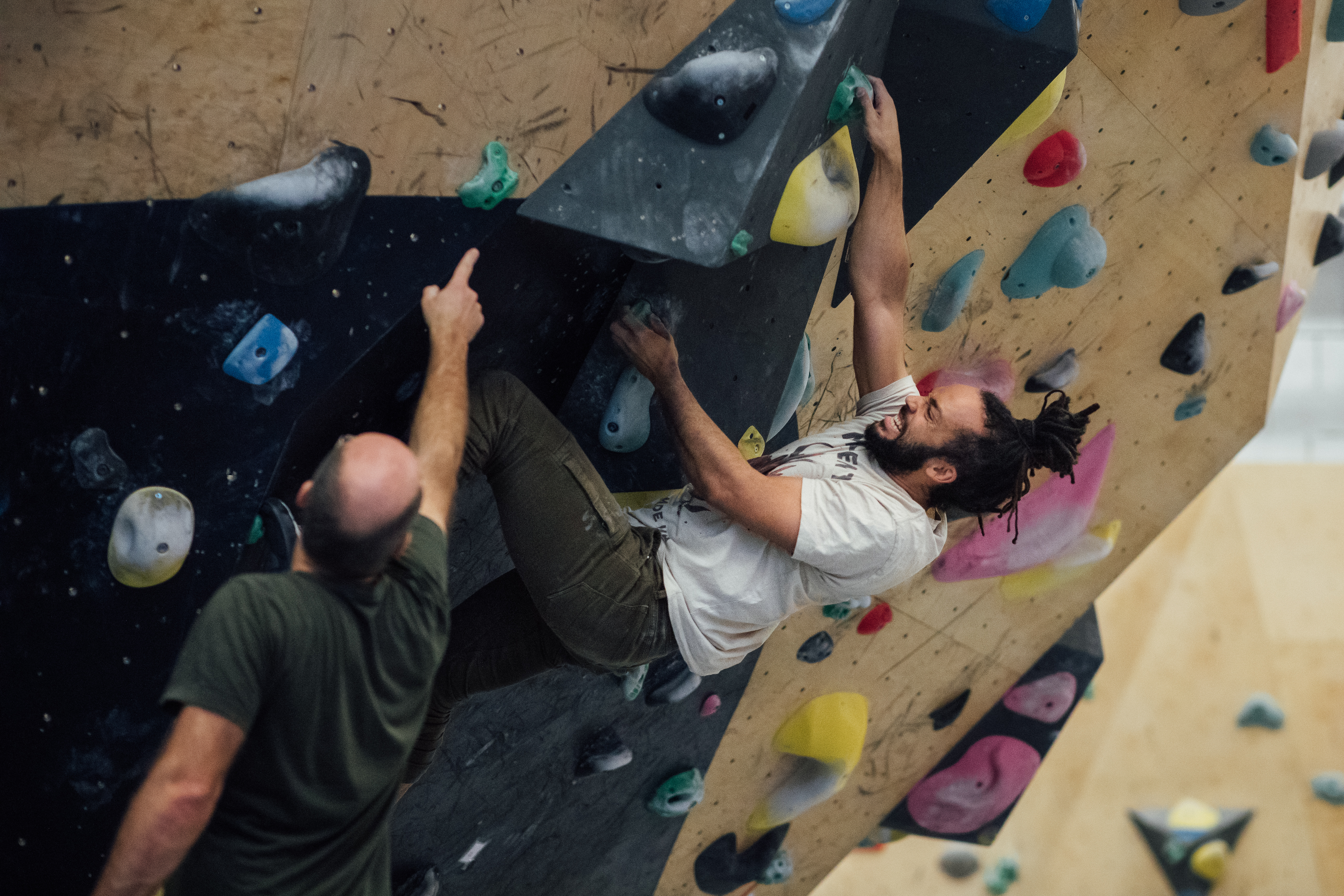 Spenning til siste slutt på Bedriftidrettens Buldrekonkurranse i Førde!