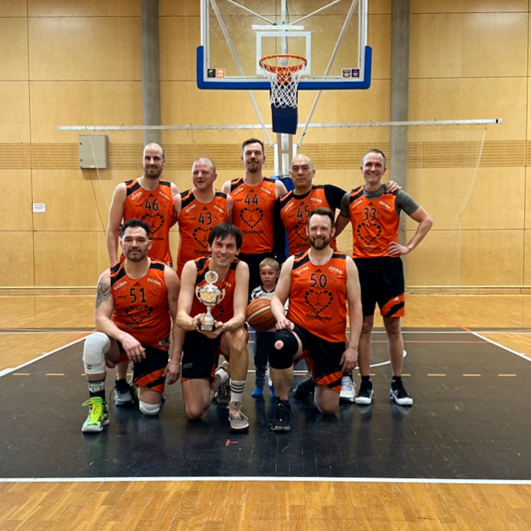 Utleira senior er serievinnere i basket 2024!
